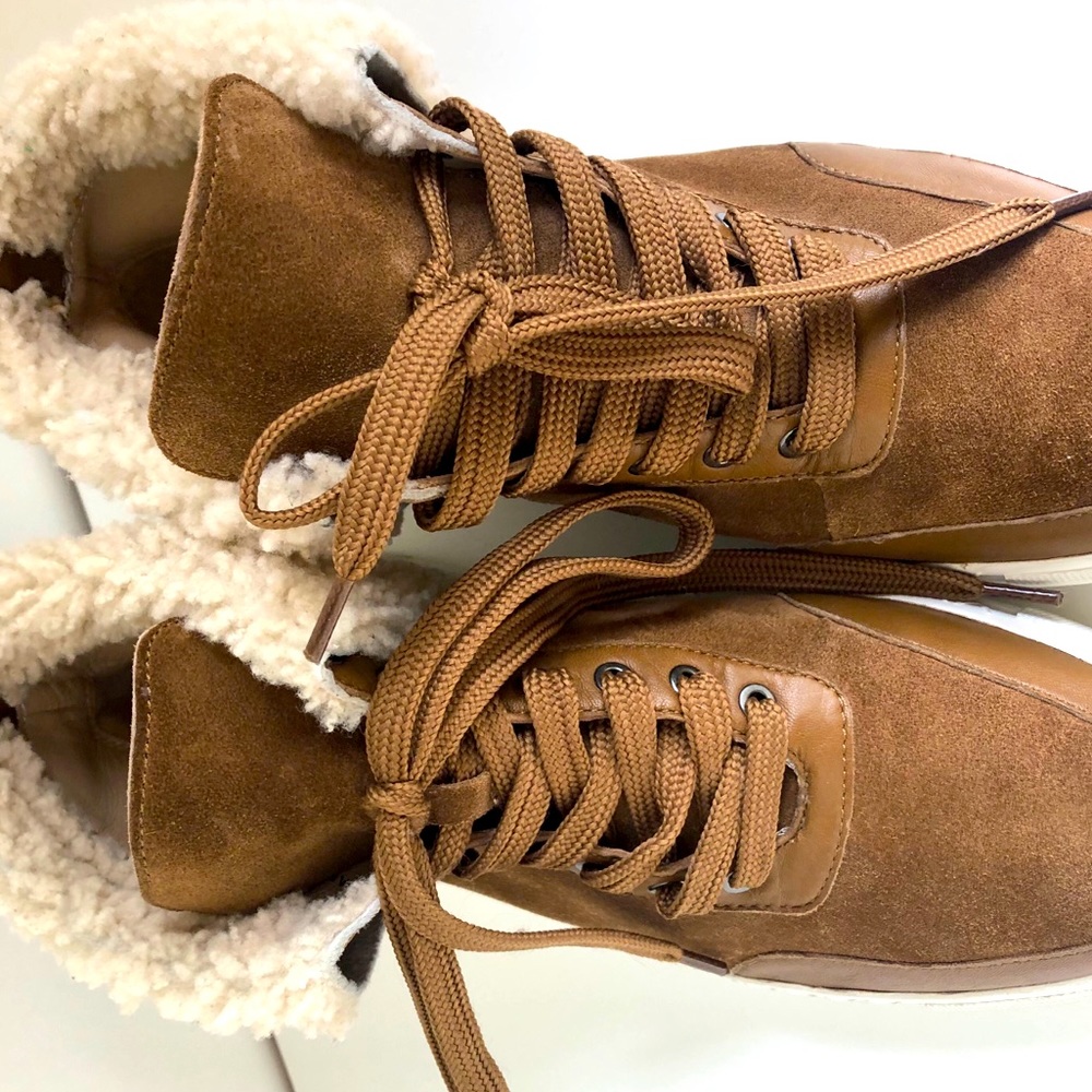 🤎NWOT Via Spiga Maia Fleece Fold over Sneakers